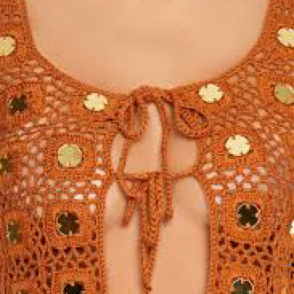 5/$25 Sale Forever 21 brown or orange crochet vest with gold-colored sequins Med - Picture 3 of 7